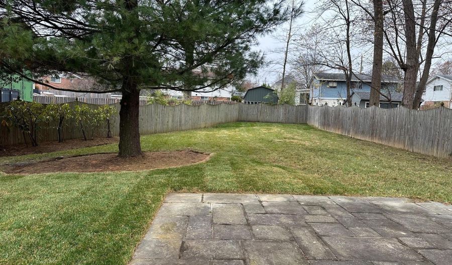 9902 CARNEGIE Ter, Bethesda, MD 20817 - 4 Beds, 3 Bath