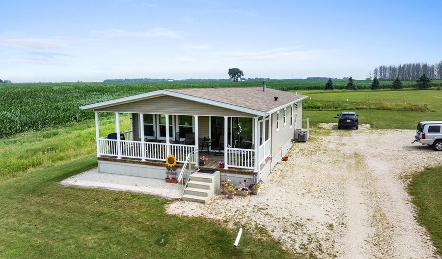 N8342 Hwy 42, Algoma, WI 54201 - 3 Beds, 2 Bath