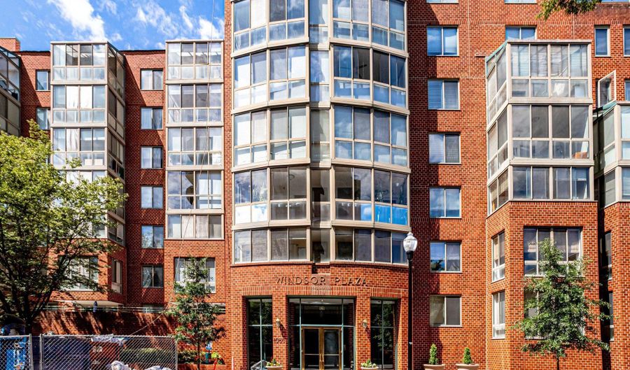 1050 N TAYLOR St 1-203, Arlington, VA 22201 - 1 Beds, 1 Bath