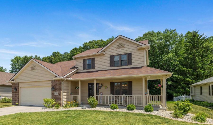 2312 Northgate Blvd, Auburn, IN 46706 - 4 Beds, 3 Bath
