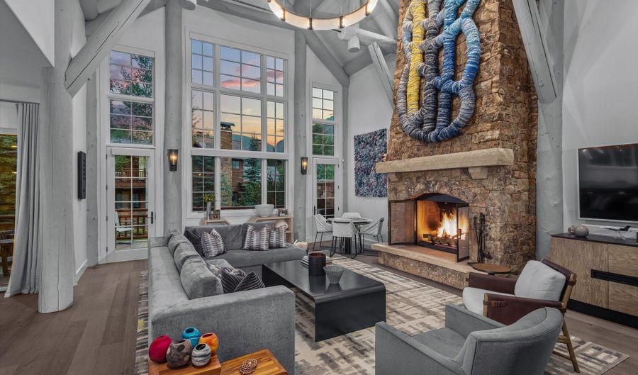 87 Thunderbowl Ln 7, Aspen, CO 81611 - 4 Beds, 6 Bath