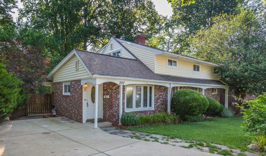 307 NIMITZ Ave, Rockville, MD 20851 - 5 Beds, 2 Bath
