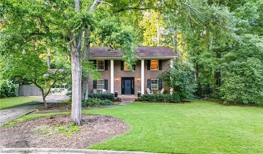 129 CARTER St, Auburn, AL 36830 - 4 Beds, 3 Bath