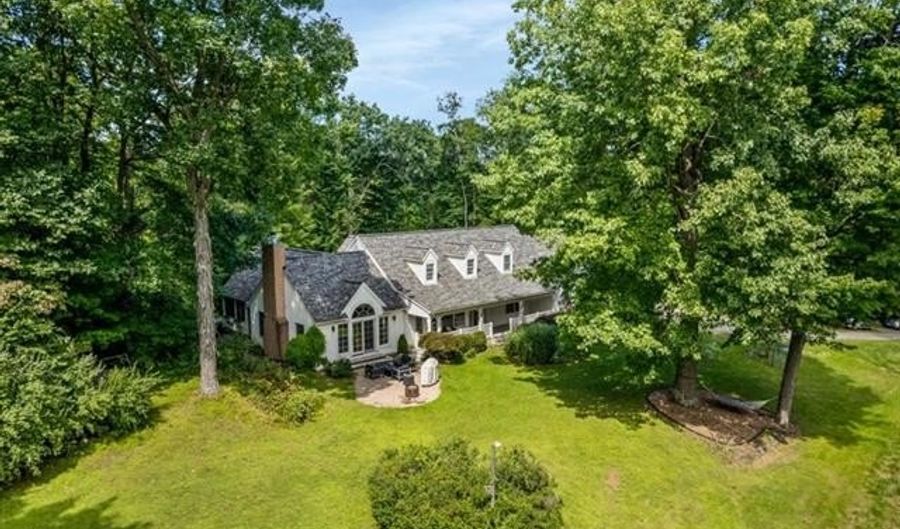 2175 Curtis Rd, Addison, MI 48367 - 4 Beds, 4 Bath