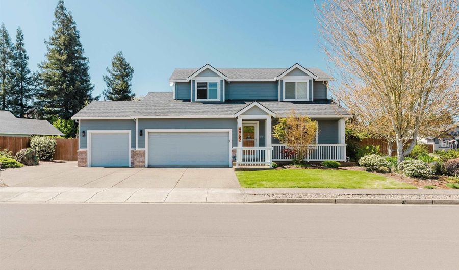 4962 Terri Ln NE, Albany, OR 97321 - 4 Beds, 3 Bath
