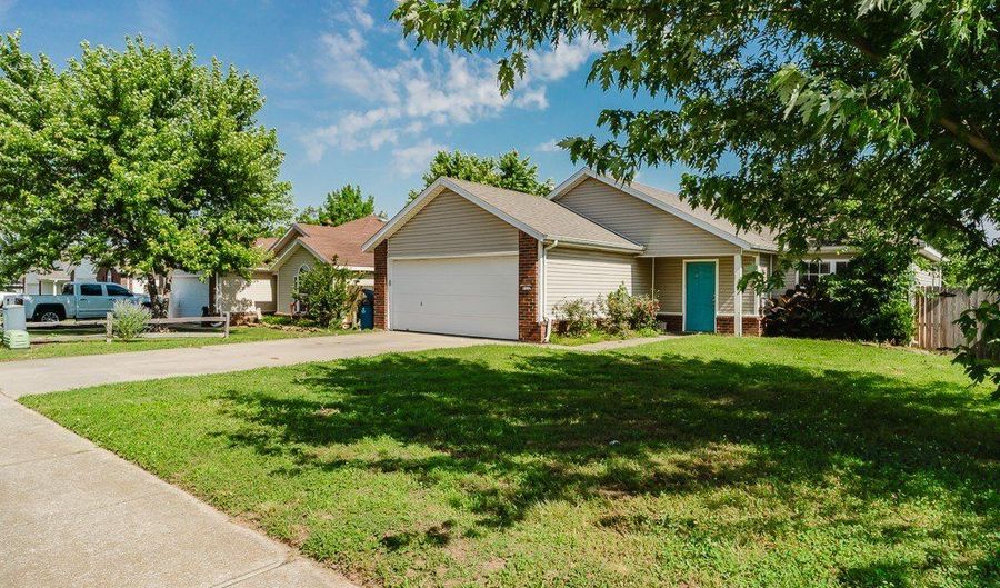 2312 Morris St, Bentonville, AR 72712 - 3 Beds, 2 Bath