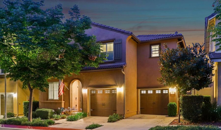 216 Oberlander Way, Fallbrook, CA 92028 - 4 Beds, 3 Bath