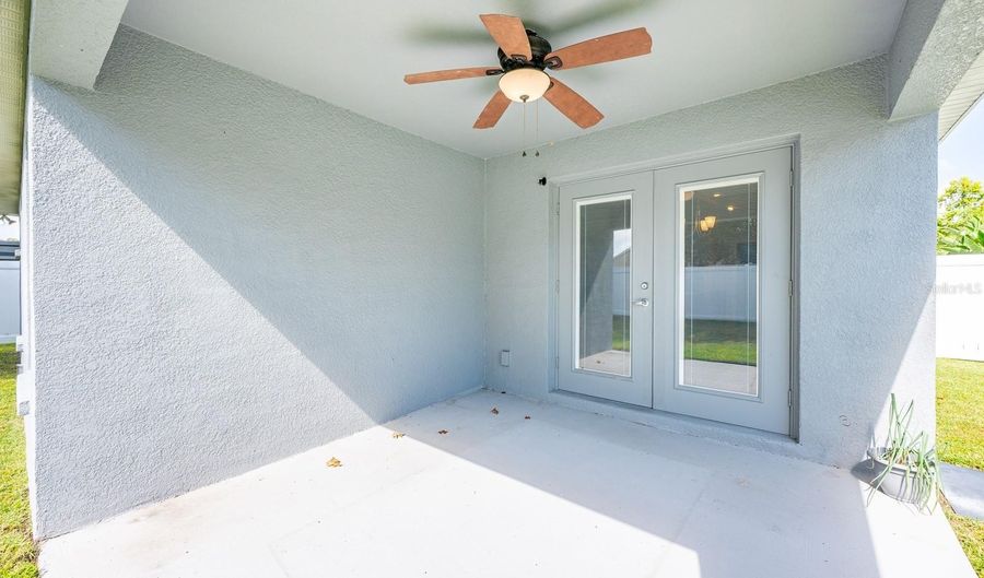 1355 WINDWARD OAKS Loop, Auburndale, FL 33823 - 4 Beds, 2 Bath