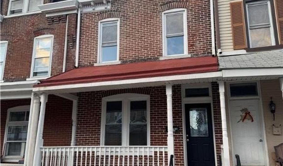 915 Washington, Allentown, PA 18102 - 4 Beds, 2 Bath