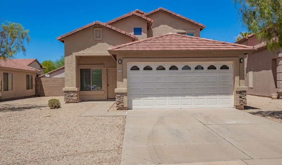 1386 E 10TH St, Casa Grande, AZ 85122 - 3 Beds, 3 Bath