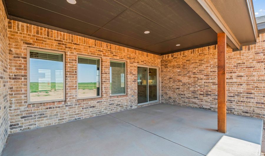 706 E F M 597, Abernathy, TX 79311 - 3 Beds, 3 Bath
