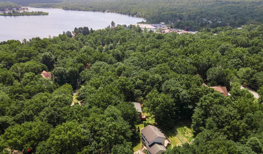 154 BISHOP Cir, Albrightsville, PA 18210 - 4 Beds, 5 Bath