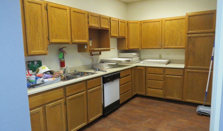 801 W Fireweed Ln, Anchorage, AK 99503 - 0 Beds, 0 Bath