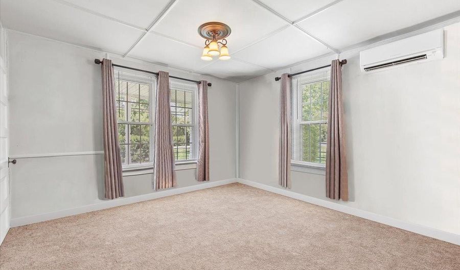 4515 STRAUSS Ave, Indian Head, MD 20640 - 3 Beds, 1 Bath