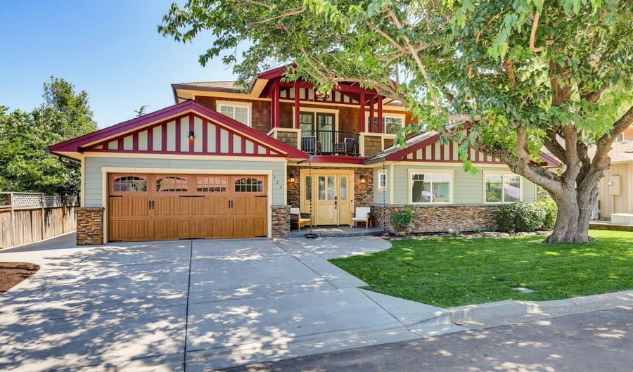 524 Drager St, Ashland, OR 97520 - 3 Beds, 3 Bath