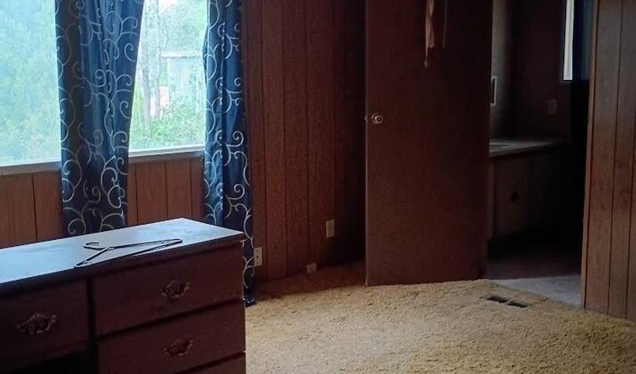 835 E Adams, Chino Valley, AZ 86323 - 2 Beds, 2 Bath