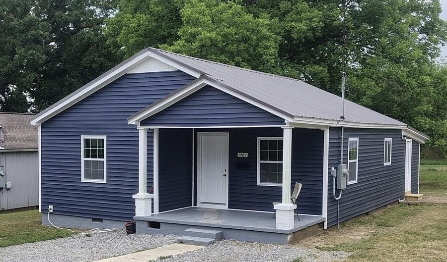 1461 Addie St, Batesville, AR 72501 - 3 Beds, 2 Bath
