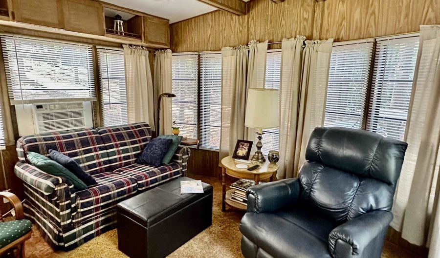 95 Valley Of The Pines Trl, Angola, IN 46703 - 1 Beds, 1 Bath