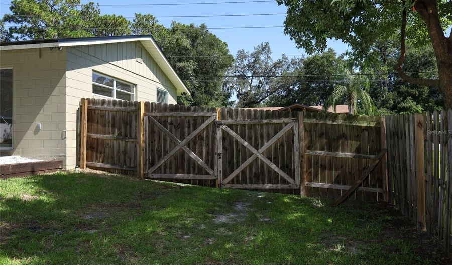 524 ALPINE St, Altamonte Springs, FL 32701 - 4 Beds, 2 Bath