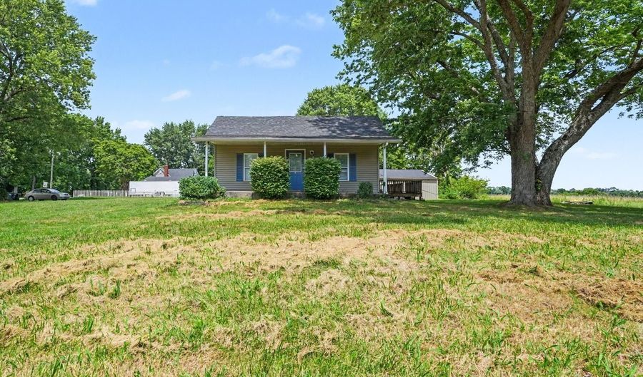 7503 State Road 48, Aurora, IN 47001 - 2 Beds, 1 Bath