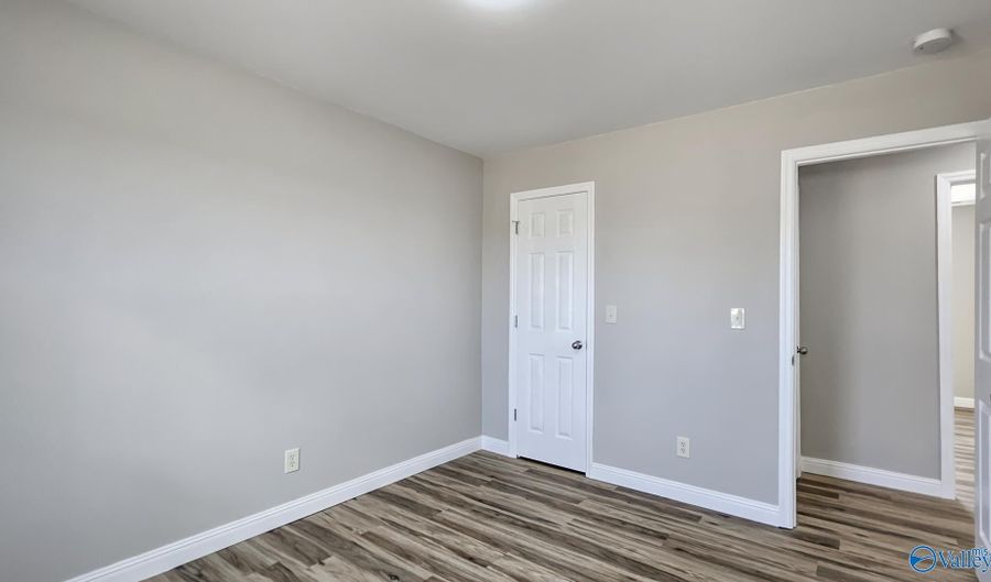 9257 Stanford Rd, Athens, AL 35611 - 3 Beds, 2 Bath