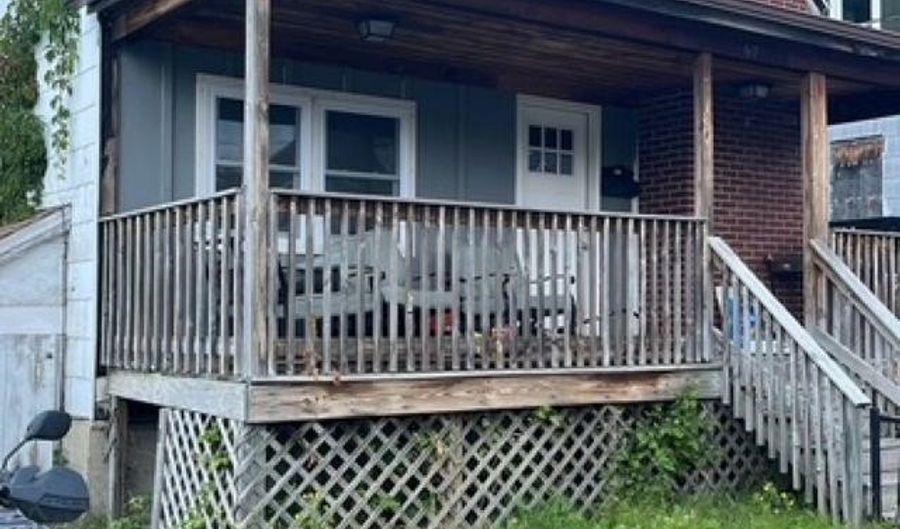 617 4Th Ave, Berlin, NH 03570 - 3 Beds, 2 Bath