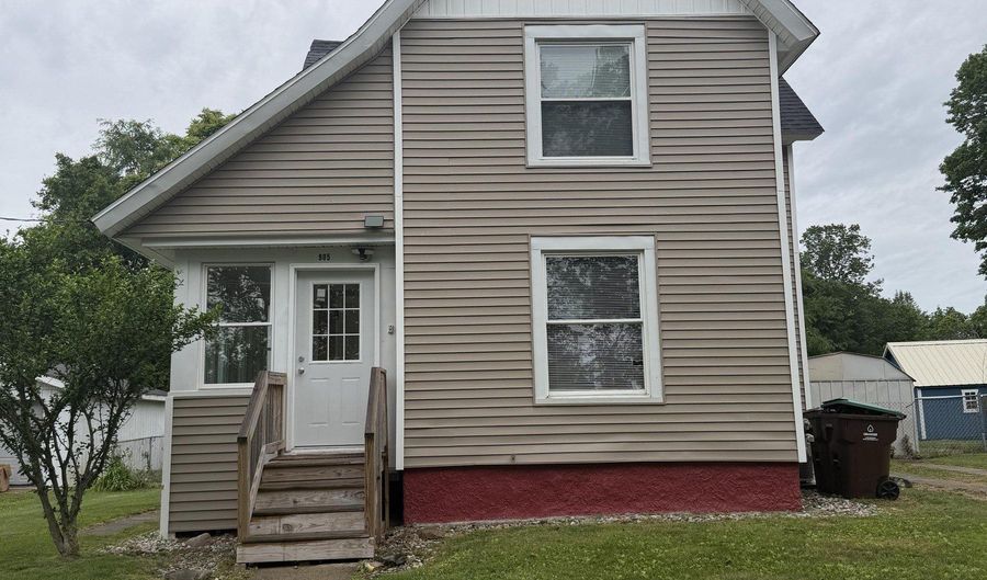 905 Burr Oak St, Albion, MI 49224 - 3 Beds, 1 Bath