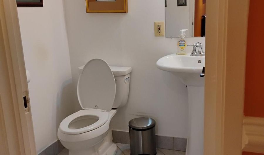 6926- E LITTLE RIVER Tpke, Annandale, VA 22003 - 0 Beds, 0 Bath