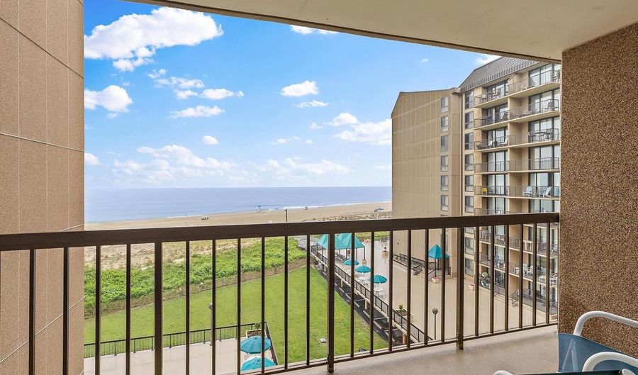 504 GEORGETOWNE HOUSE RD. GEORGETOWNE HOUSE Rd #504, Bethany Beach, DE 19970 - 3 Beds, 2 Bath
