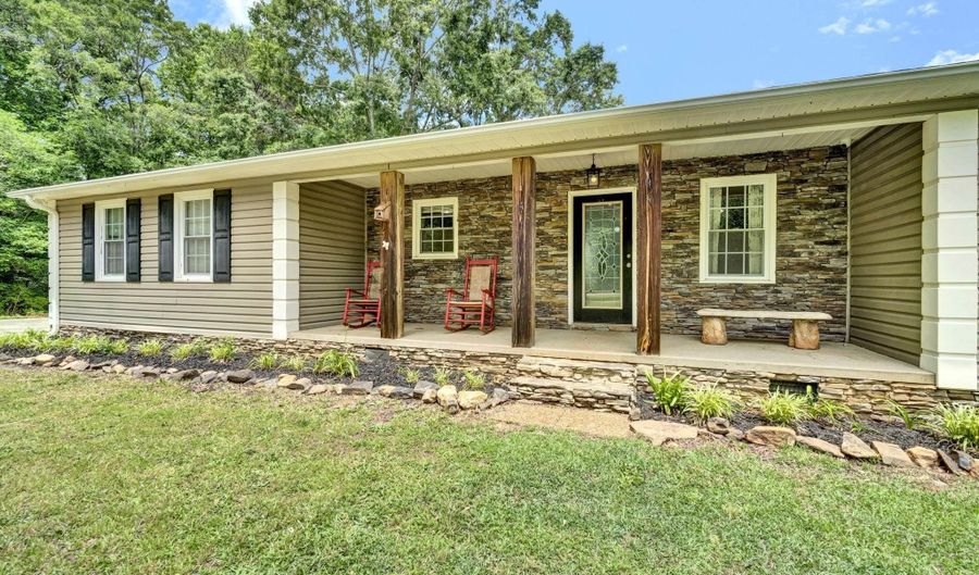 411 Youth Center Rd, Belton, SC 29627 - 4 Beds, 3 Bath