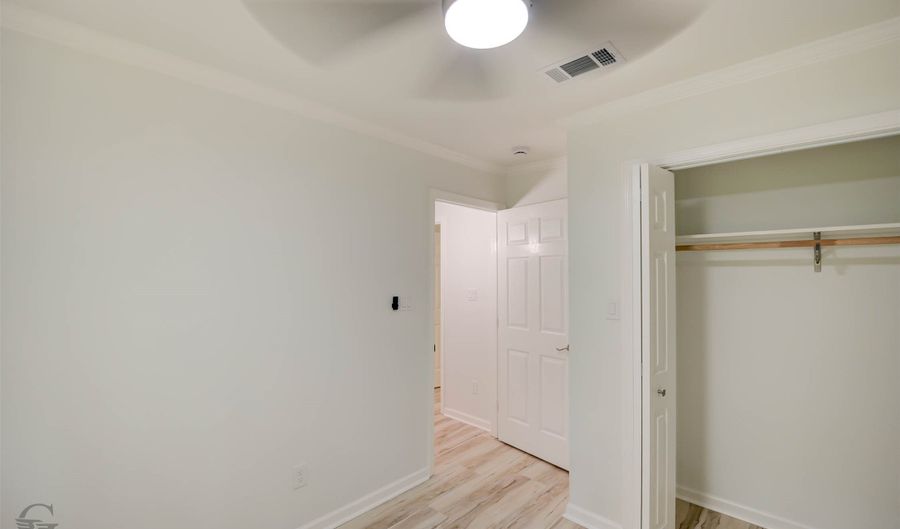 2130 Twin Lake Dr, Benton, LA 71006 - 3 Beds, 2 Bath