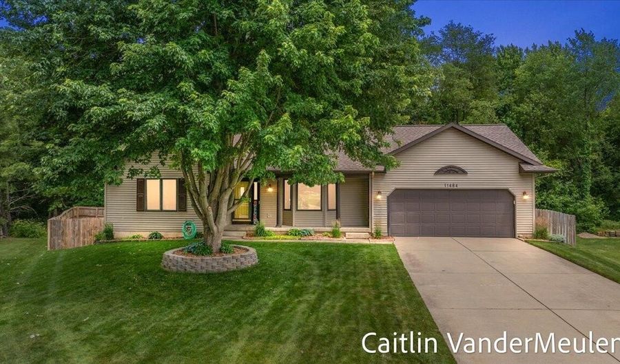 11484 Cameron Ave, Allendale, MI 49401 - 4 Beds, 3 Bath