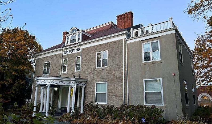 90 Rhode Island Ave 7, Newport, RI 02840 - 0 Beds, 1 Bath