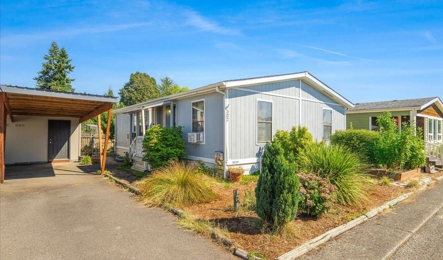 300 SW 7TH Ave 302, Battle Ground, WA 98604 - 2 Beds, 2 Bath