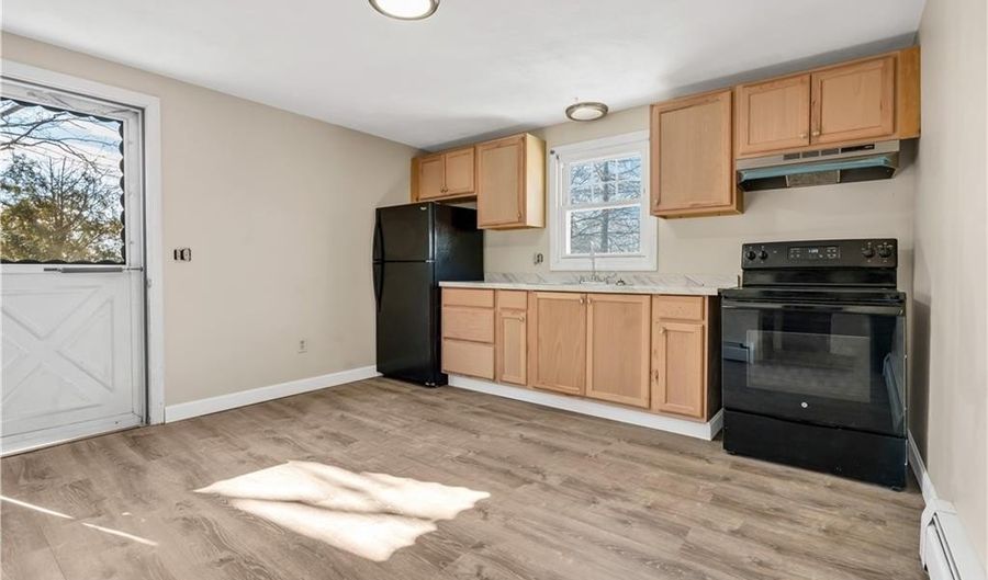 12 Monson St 2, Johnston, RI 02919 - 2 Beds, 1 Bath