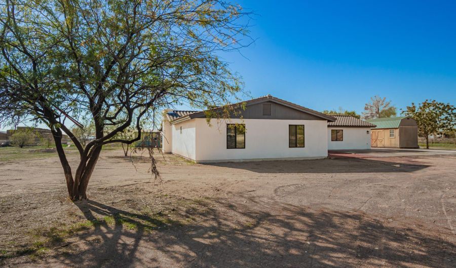 19557 W DUNLAP Rd, Buckeye, AZ 85326 - 4 Beds, 3 Bath