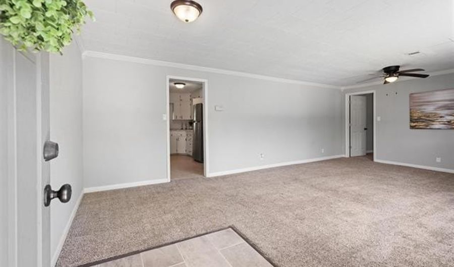 404 NE Avondale Ave, Bartlesville, OK 74006 - 3 Beds, 1 Bath