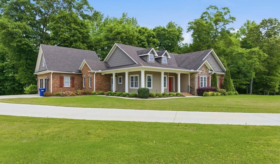 175 Glenview Dr, Albertville, AL 35950 - 3 Beds, 3 Bath