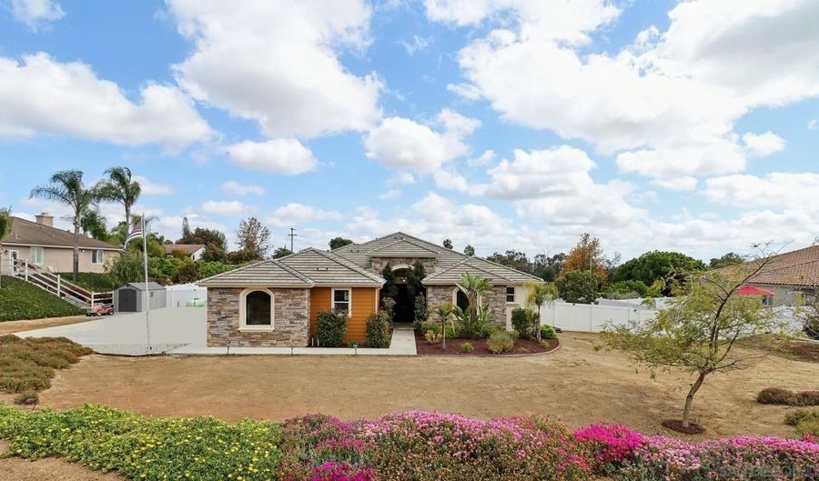 1827 Marita Ln, Fallbrook, CA 92028 - 4 Beds, 3 Bath