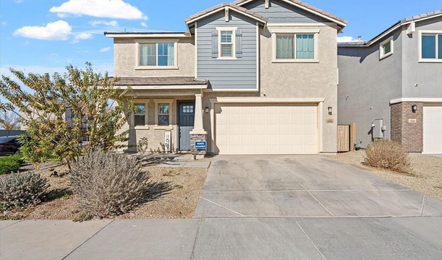 10994 W MCKINLEY St, Avondale, AZ 85323 - 3 Beds, 3 Bath