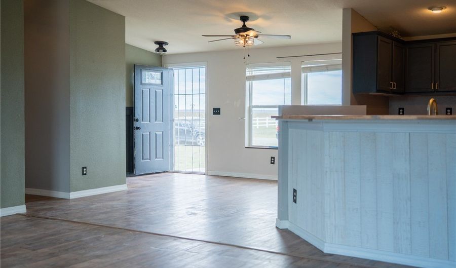 9814 Newana Ln, Broadview, MT 59015 - 3 Beds, 2 Bath