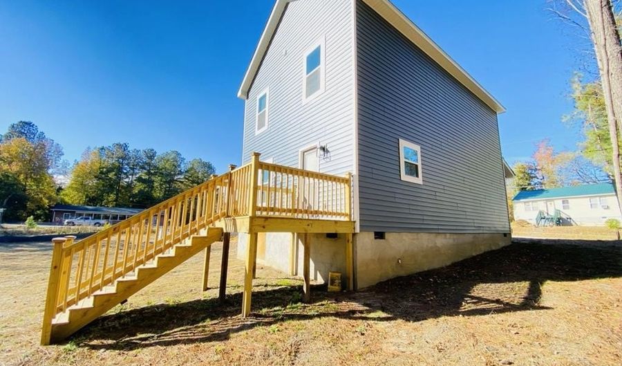 326 2nd Ave, Alberta, VA 23821 - 3 Beds, 3 Bath