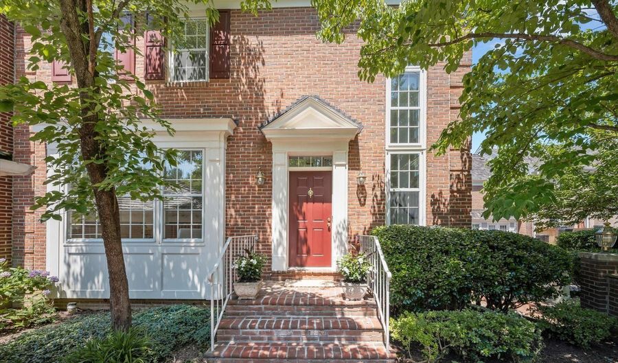 8008 RISING RIDGE Rd, Bethesda, MD 20817 - 3 Beds, 5 Bath