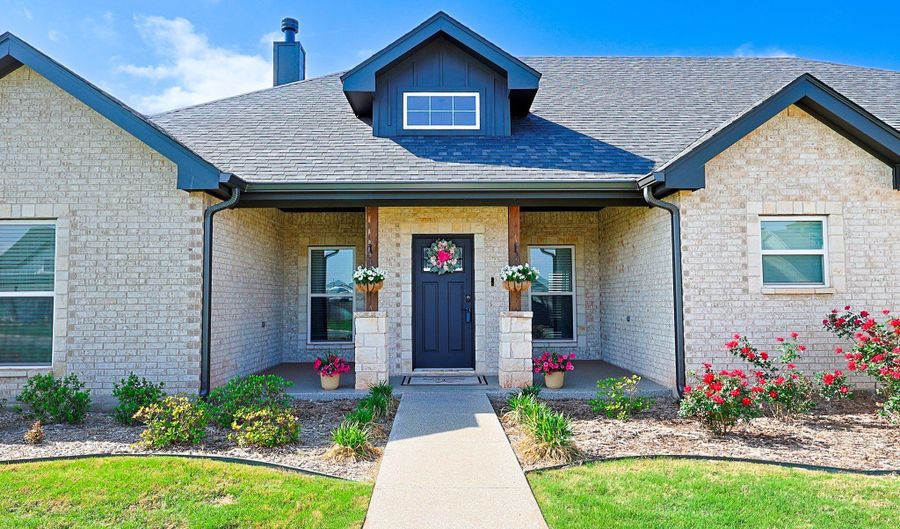 107 Kleingrass Rd, Abilene, TX 79606 - 4 Beds, 3 Bath