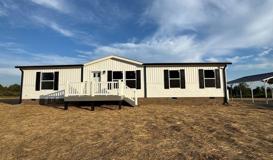 5531 AXTON Rd, Axton, VA 24054 - 3 Beds, 2 Bath