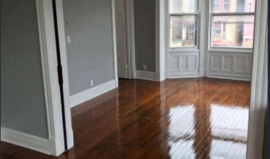 469 Madison Ave, Albany, NY 12210 - 5 Beds, 2 Bath