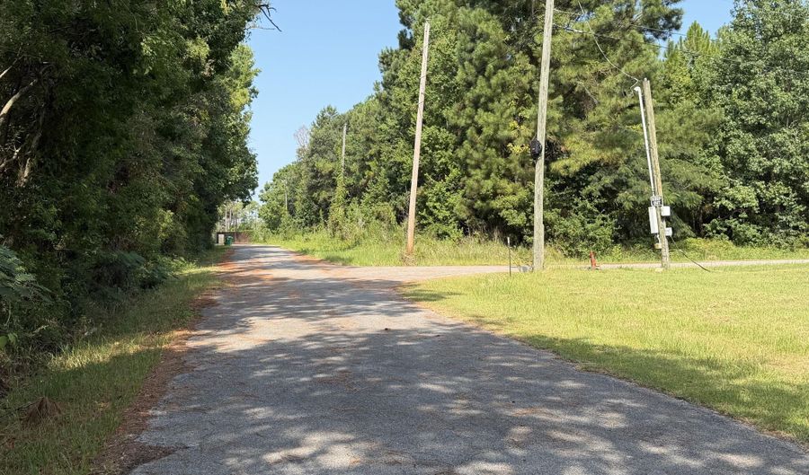 14990 Hummingbird Ln, Biloxi, MS 39532 - 2 Beds, 2 Bath