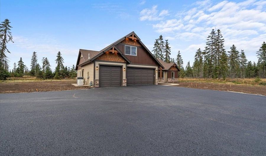 L2b1 N Pauls Lane, Athol, ID 83801 - 3 Beds, 3 Bath