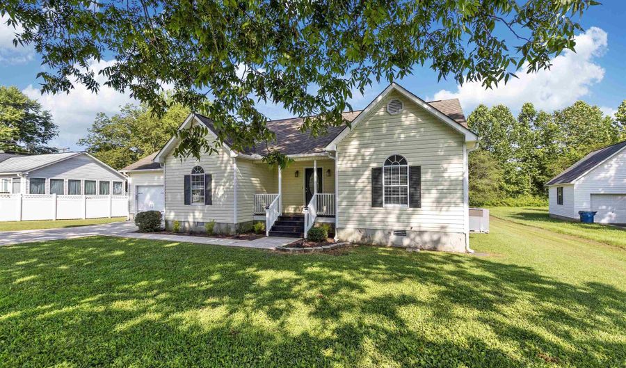 1215 Heatherwood Dr, Arab, AL 35016 - 3 Beds, 2 Bath