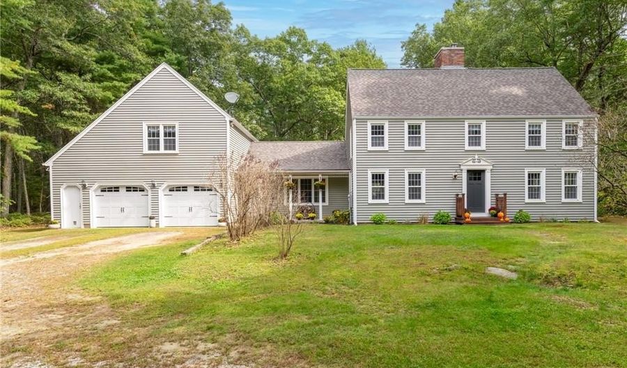 12 Rustic Acres Dr, Glocester, RI 02814 - 3 Beds, 3 Bath